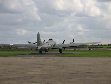 B17 in rullaggio